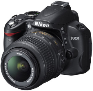 NIKON D3000 + AF-S DX VR NIKKOR 18-55MM + ΤΣΑΝΤΑ ΜΕΤΑΦΟΡΑΣ